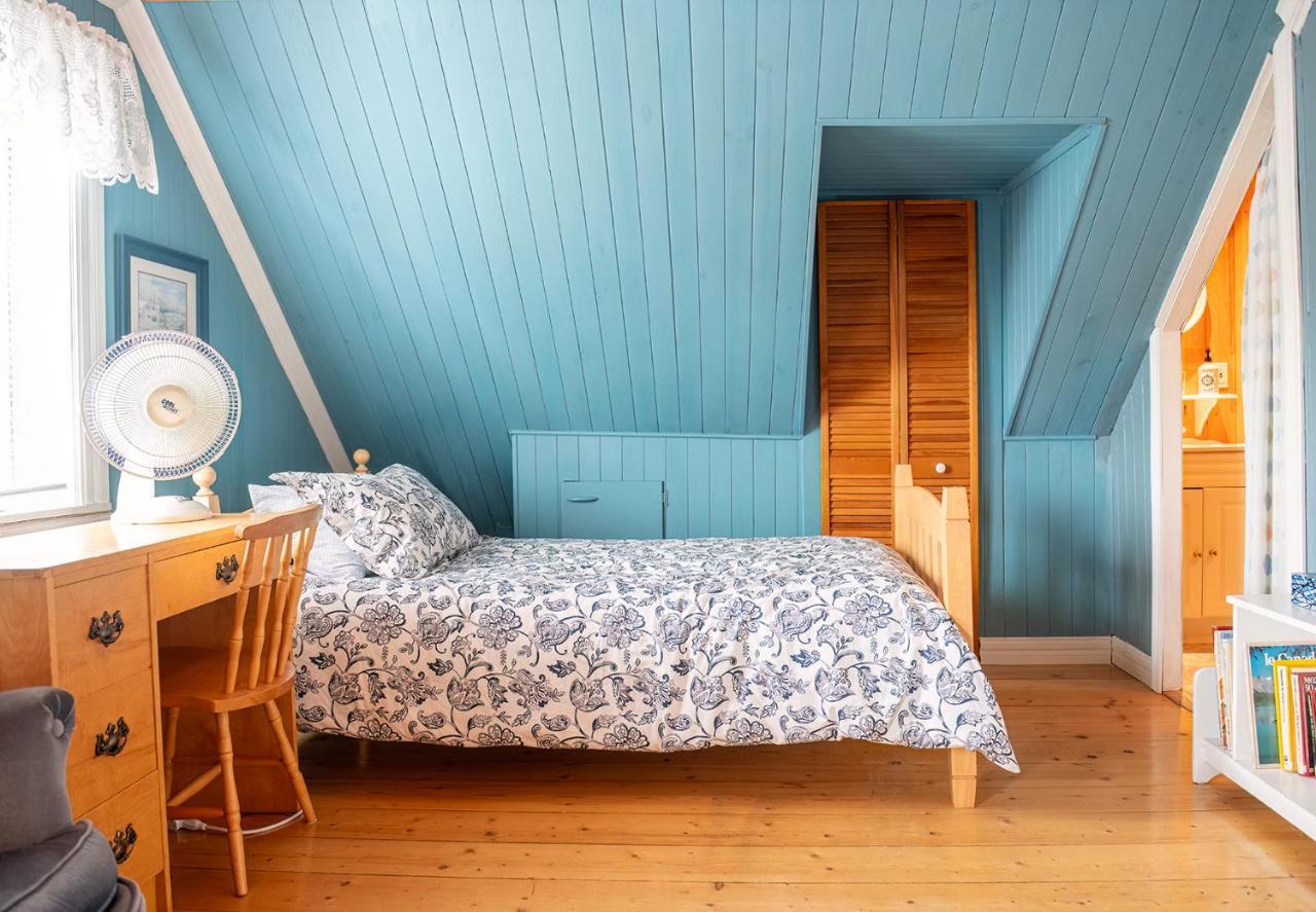 Bed & Cafe Petit Papillon Bed & Breakfast Grandes-Bergeronnes Dış mekan fotoğraf