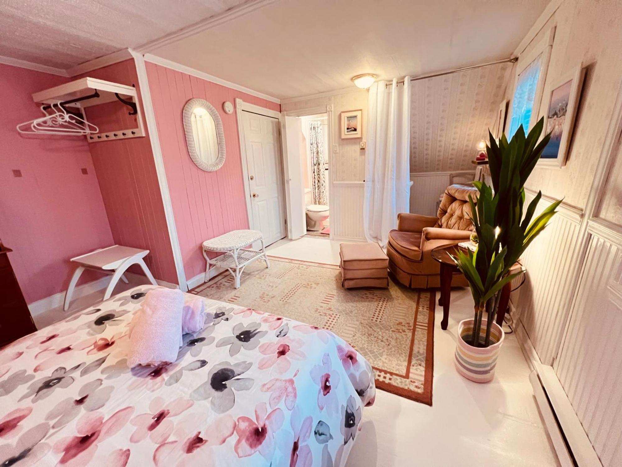 Bed & Cafe Petit Papillon Bed & Breakfast Grandes-Bergeronnes Dış mekan fotoğraf