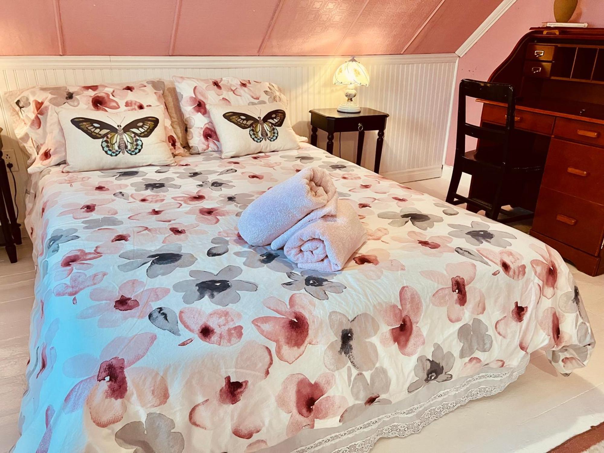 Bed & Cafe Petit Papillon Bed & Breakfast Grandes-Bergeronnes Dış mekan fotoğraf