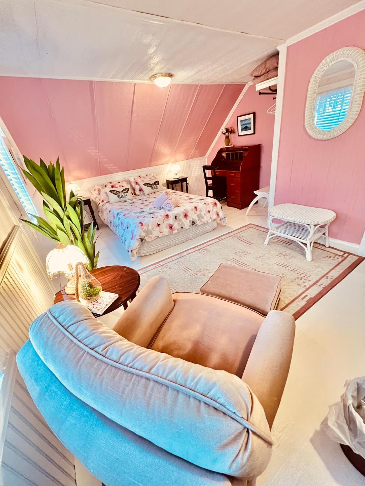 Bed & Cafe Petit Papillon Bed & Breakfast Grandes-Bergeronnes Dış mekan fotoğraf