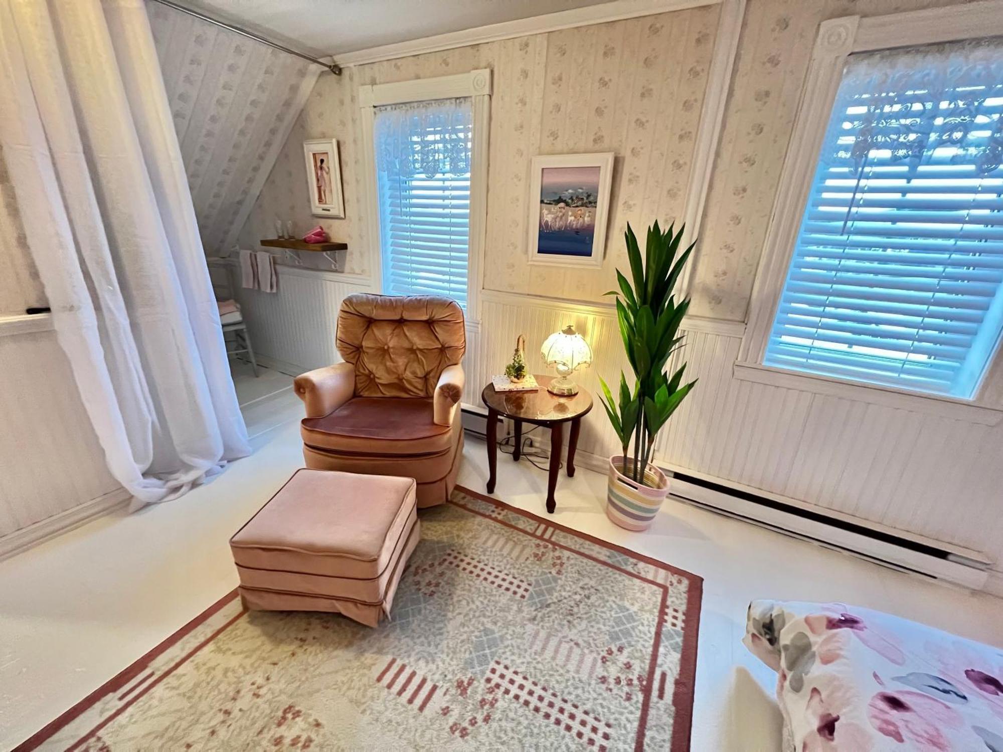 Bed & Cafe Petit Papillon Bed & Breakfast Grandes-Bergeronnes Dış mekan fotoğraf
