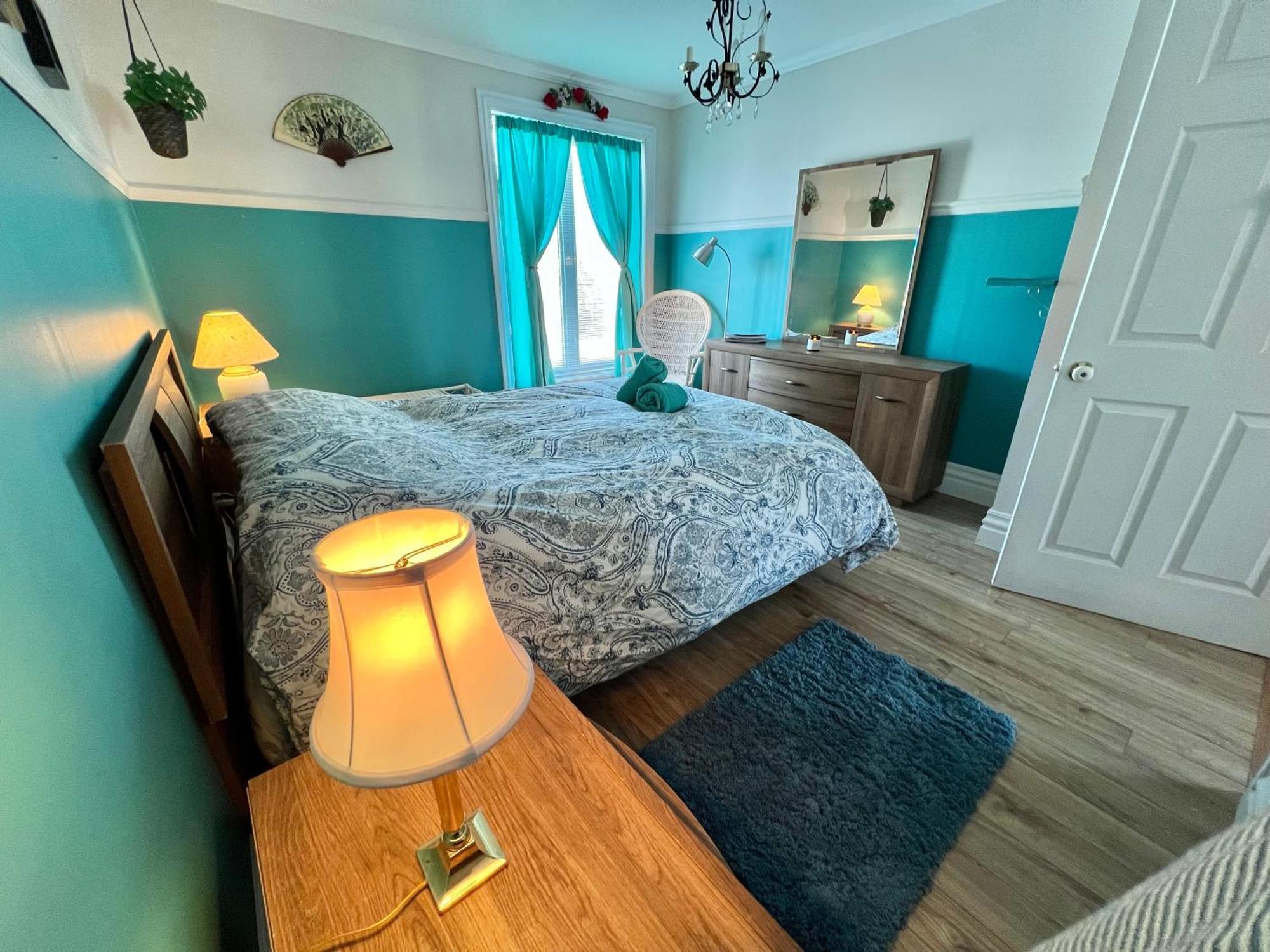 Bed & Cafe Petit Papillon Bed & Breakfast Grandes-Bergeronnes Dış mekan fotoğraf